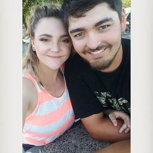 Meet your Posher, Caitlin